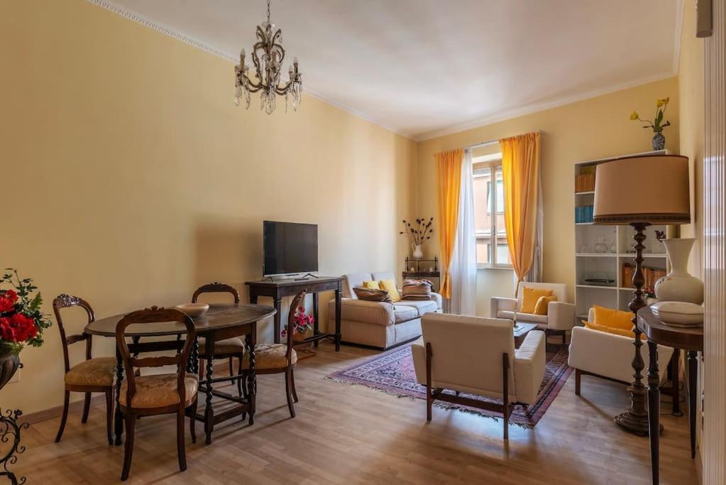 Elegante Appartamento Centrale Rome Buitenkant foto